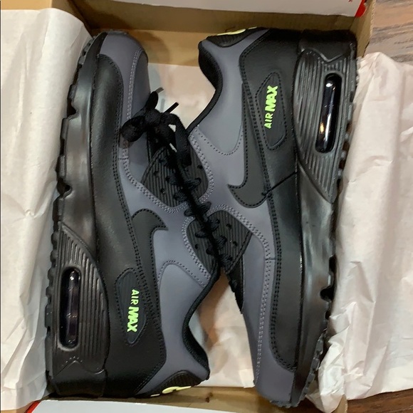 NIKE AIR MAX 90 LTD (GS) Dark Grey/Black-Dark Grey - Picture 3 of 16